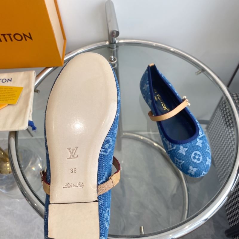 Louis Vuitton Flat Shoes